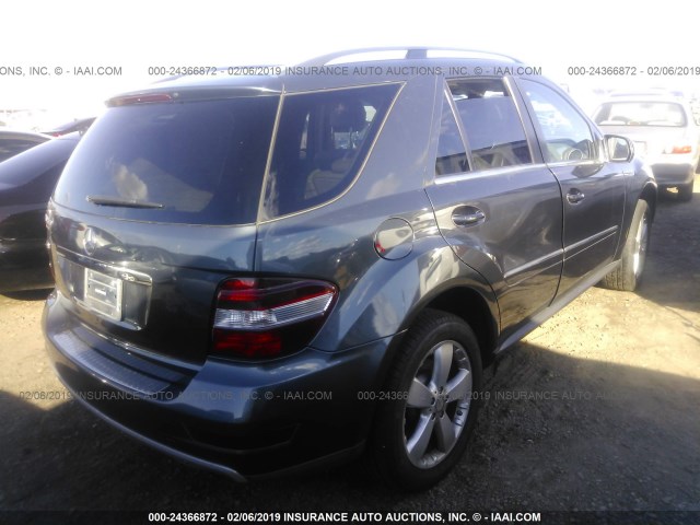 4JGBB5GB3AA586451 - 2010 MERCEDES-BENZ ML 350 GRAY photo 4