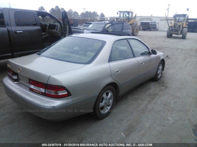 JT8BF28G1Y5079891 - 2000 LEXUS ES 300 TAN photo 4