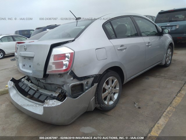 3N1AB61E88L738576 - 2008 NISSAN SENTRA 2.0/2.0S/2.0SL SILVER photo 4