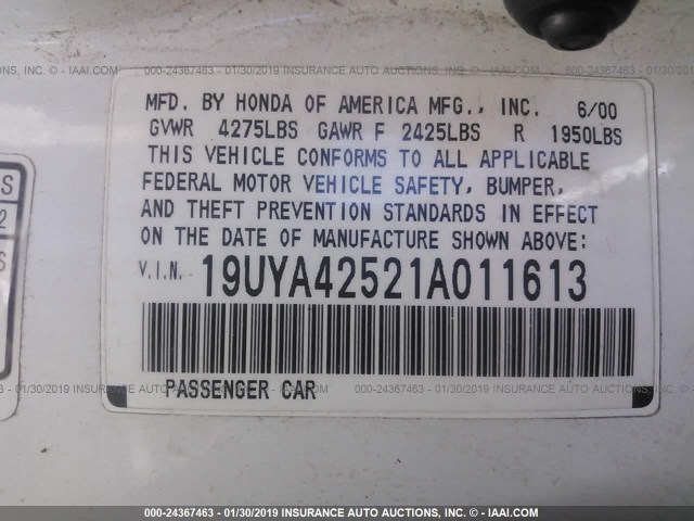 19UYA42521A011613 - 2001 ACURA 3.2CL WHITE photo 9