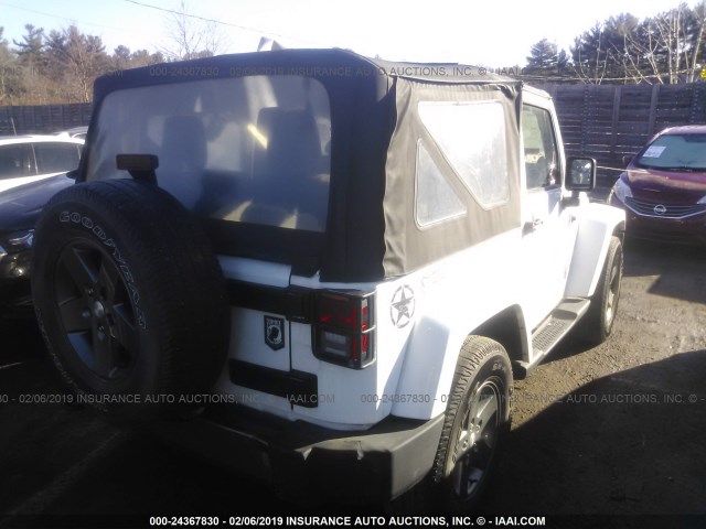 1C4AJWAG7DL572171 - 2013 JEEP WRANGLER SPORT WHITE photo 4