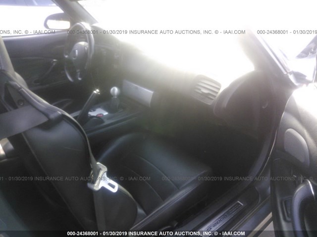 JHMAP21454T001094 - 2004 HONDA S2000 SILVER photo 5