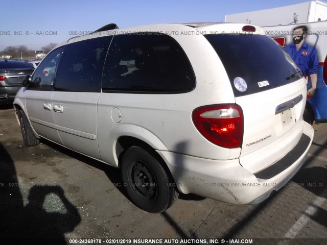 2C4GP44R15R384135 - 2005 CHRYSLER TOWN & COUNTRY LX WHITE photo 3