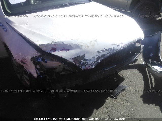 1G4HE57Y37U156142 - 2007 BUICK LUCERNE CXS WHITE photo 6