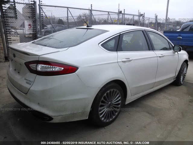 3FA6P0K97GR219944 - 2016 FORD FUSION TITANIUM WHITE photo 4