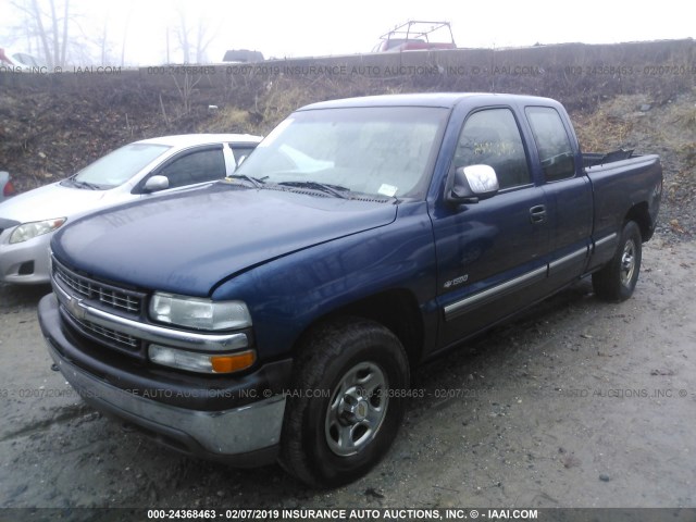 1GCEK19TX1E105684 - 2001 CHEVROLET SILVERADO K1500 BLUE photo 2