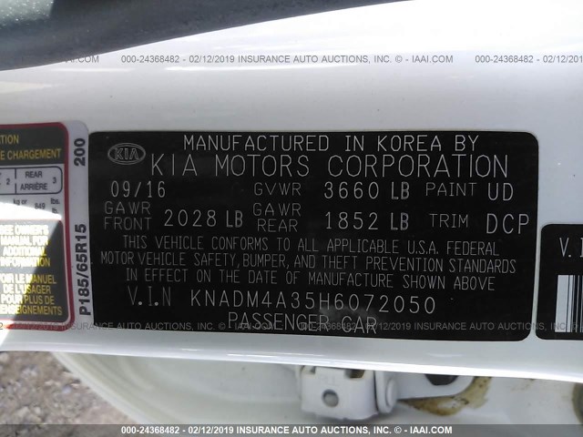 KNADM4A35H6072050 - 2017 KIA RIO LX WHITE photo 9