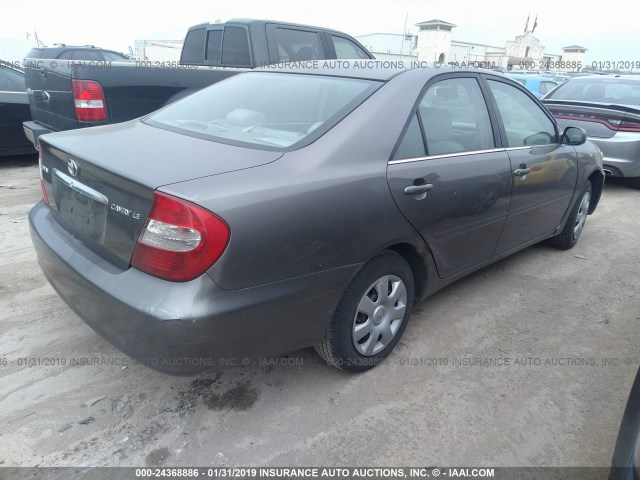 4T1BE32K43U651828 - 2003 TOYOTA CAMRY LE/XLE/SE GRAY photo 4