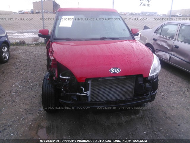 KNDJT2A67C7425902 - 2012 KIA SOUL +/!/SPORT RED photo 6