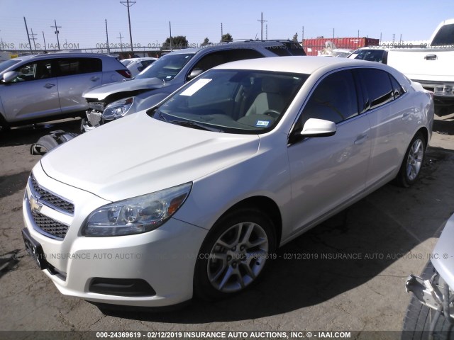 1G11D5RR6DF110778 - 2013 CHEVROLET MALIBU 1LT WHITE photo 2