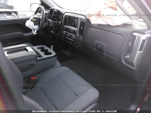 1GCVKREC4HZ105719 - 2017 CHEVROLET SILVERADO K1500 LT 红色 照片 5
