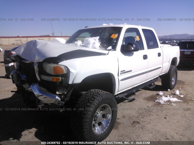 1GTHK23133F253179 - 2003 GMC SIERRA K2500 HEAVY DUTY WHITE photo 2