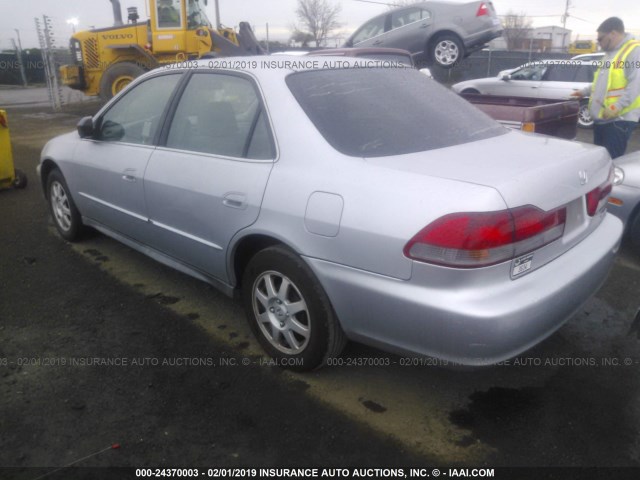 1HGCG66842A152676 - 2002 HONDA ACCORD EX/SE SILVER photo 3