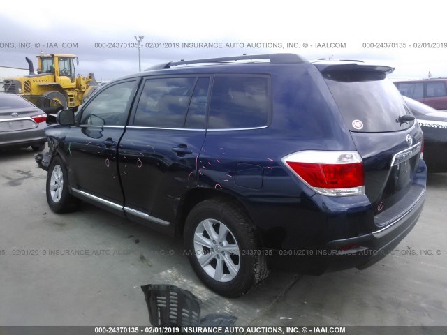 5TDZK3EHXCS063352 - 2012 TOYOTA HIGHLANDER SE BLUE photo 3