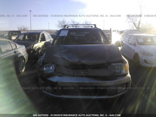 JNRDR09Y82W252840 - 2002 INFINITI QX4 GOLD photo 6