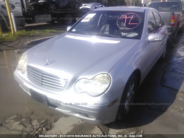 WDBRF61J72F241844 - 2002 MERCEDES-BENZ C 240 SILVER photo 2