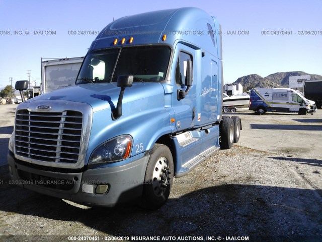 1FUJGLDR2CSBR8238 - 2012 FREIGHTLINER CASCADIA 125  Unknown photo 2