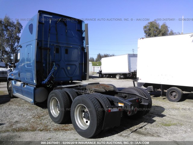 1FUJGLDR2CSBR8238 - 2012 FREIGHTLINER CASCADIA 125  Unknown photo 3