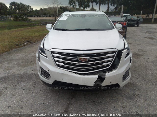 1GYKNERSXJZ146683 - 2018 CADILLAC XT5 PREMIUM LUXURY WHITE photo 6