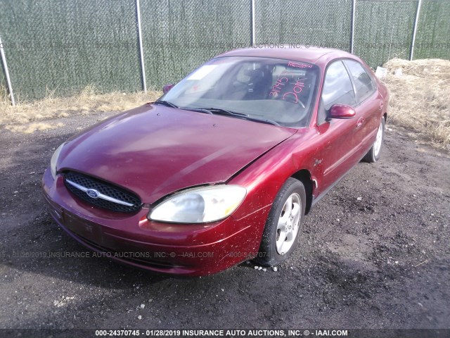 1FAFP5521YA178136 - 2000 FORD TAURUS SES RED photo 2