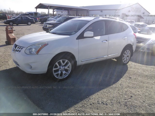 JN8AS5MT2BW185012 - 2011 NISSAN ROGUE S/SV/KROM WHITE photo 2