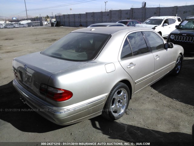 WDBJF70JXYB059138 - 2000 MERCEDES-BENZ E 430 TAN photo 4