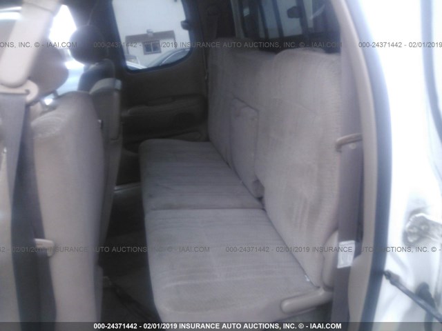 5TBRN34172S284958 - 2002 TOYOTA TUNDRA ACCESS CAB SR5 WHITE photo 8