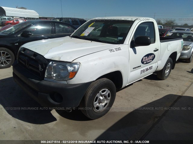 5TENX22N97Z437124 - 2007 TOYOTA TACOMA WHITE photo 2