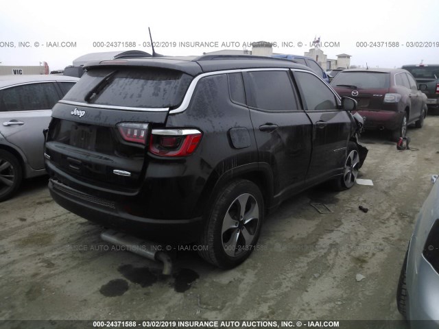 3C4NJCBB1JT102429 - 2018 JEEP COMPASS LATITUDE BLACK photo 4