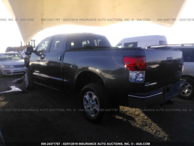 5TFRY5F11DX143212 - 2013 TOYOTA TUNDRA DOUBLE CAB SR5 GRAY photo 3