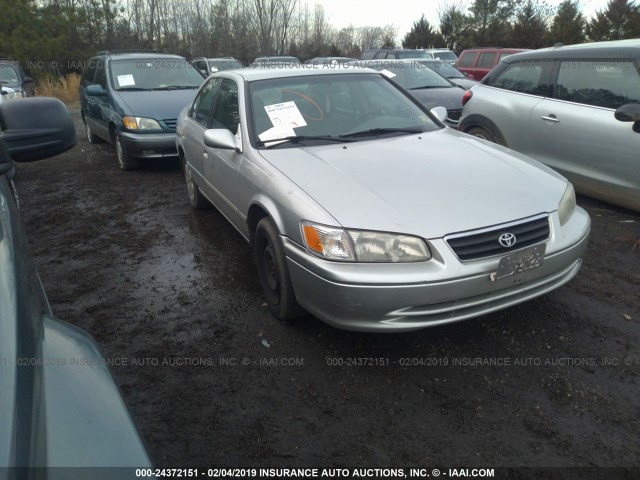 4T1BG22K71U794354 - 2001 TOYOTA CAMRY CE/LE/XLE SILVER photo 1