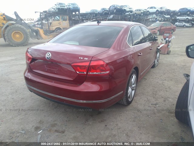 1VWBS7A3XFC009569 - 2015 VOLKSWAGEN PASSAT SE RED photo 4