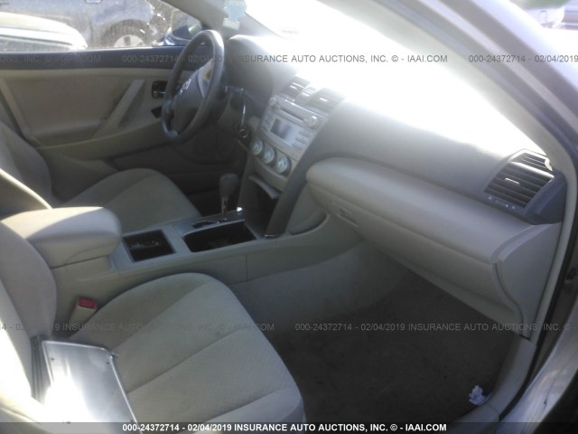 4T1BE46K38U259088 - 2008 TOYOTA CAMRY CE/LE/XLE/SE BEIGE photo 5