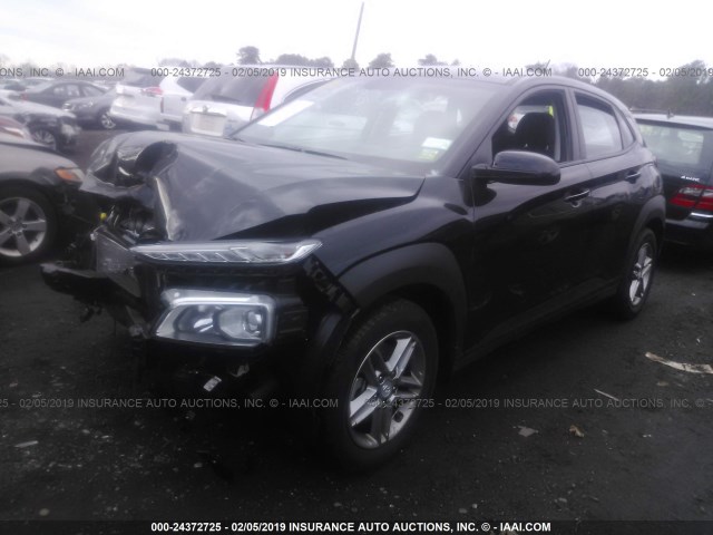 KM8K1CAA2JU114747 - 2018 HYUNDAI KONA SE BLACK photo 2