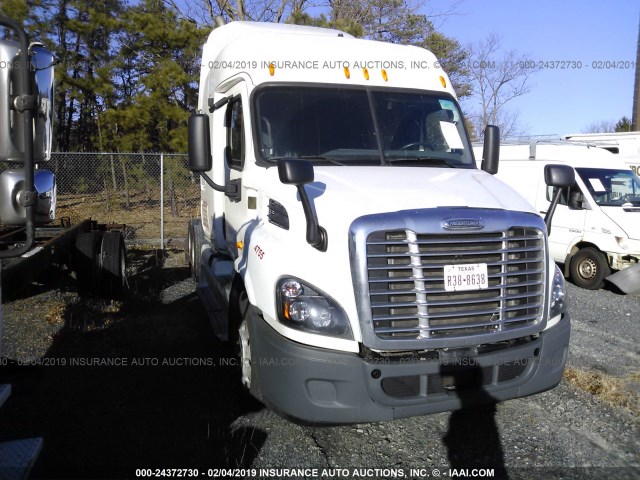 1FUJGHDV1CSBS4755 - 2012 FREIGHTLINER CASCADIA 113  Unknown photo 1