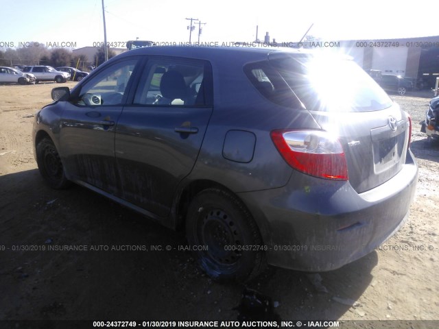 2T1KU40E79C020717 - 2009 TOYOTA COROLLA MATRIX  GRAY photo 3