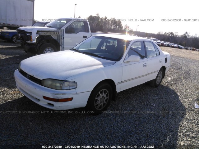 JT2SK13E6N0078802 - 1992 TOYOTA CAMRY XLE WHITE photo 2