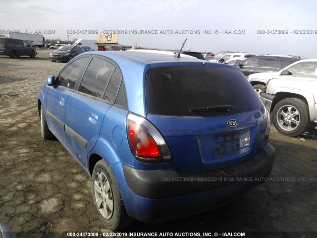 KNADE163286369443 - 2008 KIA RIO 5 SX BLUE photo 3