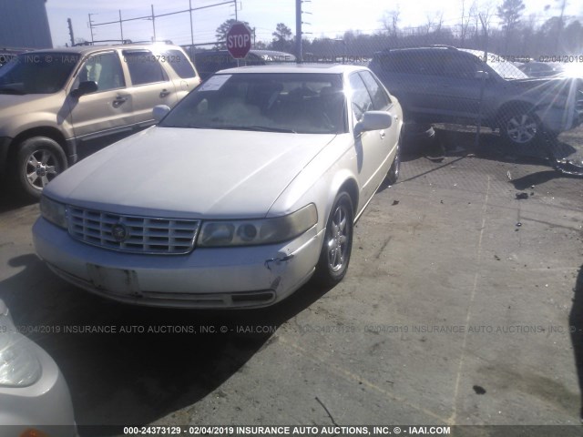 1G6KY5496XU918624 - 1999 CADILLAC SEVILLE STS WHITE photo 2