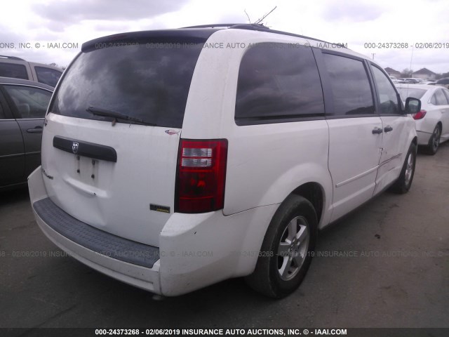 1D8HN44H28B109556 - 2008 DODGE GRAND CARAVAN SE WHITE photo 4