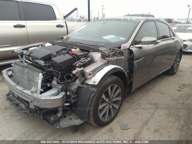 1LN6L9PK1J5602046 - 2018 LINCOLN CONTINENTAL PREMIER BEIGE photo 2