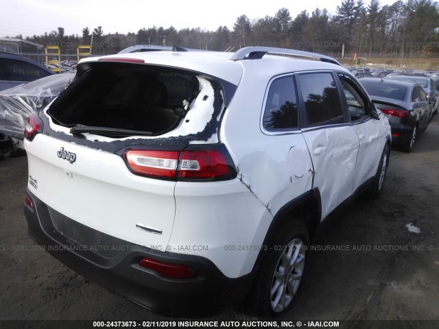 1C4PJMCB1HW638623 - 2017 JEEP CHEROKEE LATITUDE WHITE photo 4