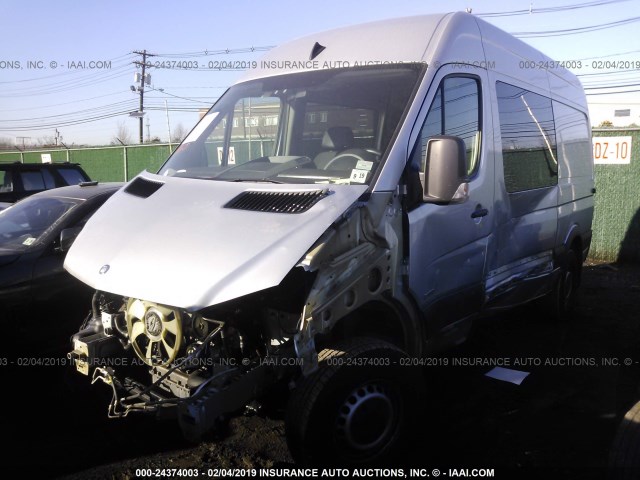 WD4PE7DC0E5943311 - 2014 MERCEDES-BENZ SPRINTER 2500 SILVER photo 2