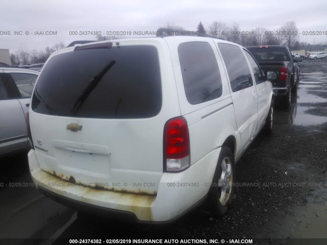 1GNDV33137D105294 - 2007 CHEVROLET UPLANDER LT WHITE photo 4