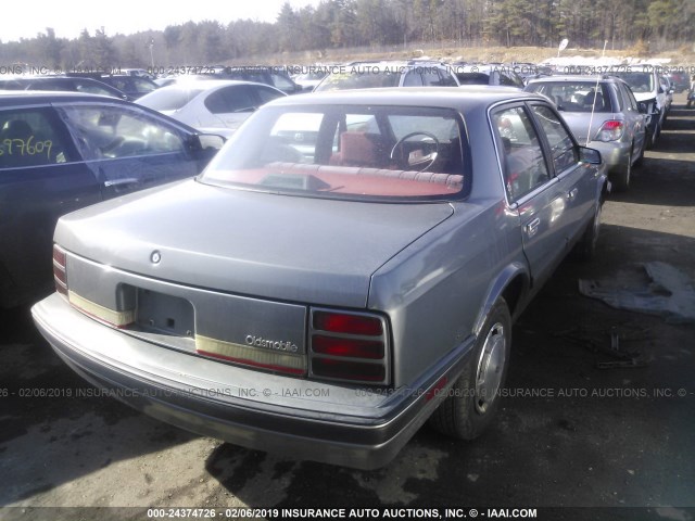 1G3AL54N2N6350135 - 1992 OLDSMOBILE CUTLASS CIERA S GRAY photo 4