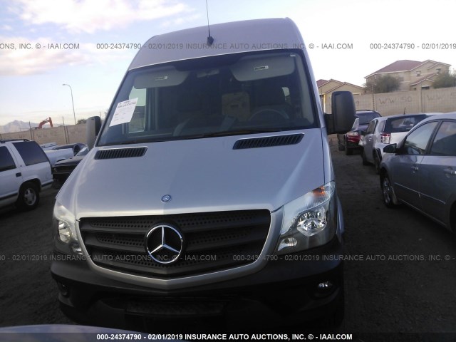 WD4PE7CC8FP121606 - 2015 MERCEDES-BENZ SPRINTER 2500 SILVER photo 6