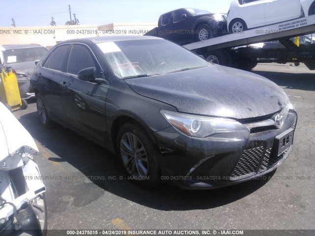 4T1BF1FK1GU192422 - 2016 TOYOTA CAMRY LE/XLE/SE/XSE შავი ფოტო 1
