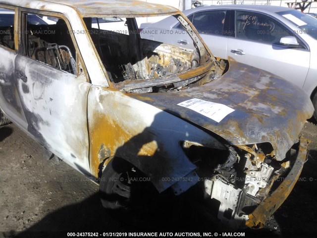 JTLKE50E091085520 - 2009 TOYOTA SCION XB SILVER photo 6