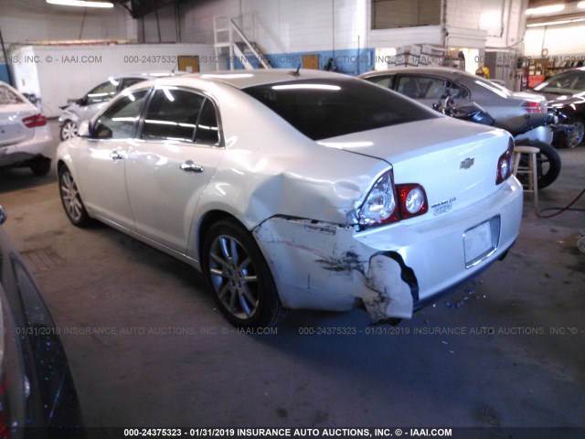 1G1ZE5E70A4115194 - 2010 CHEVROLET MALIBU LTZ WHITE photo 3