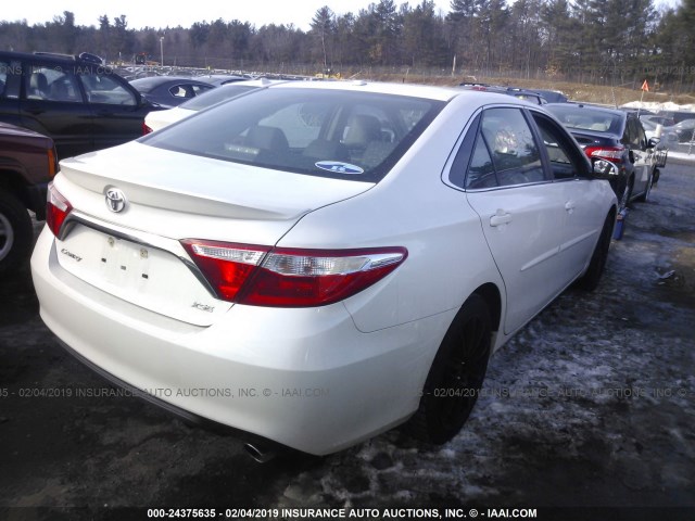 4T1BF1FK7FU499348 - 2015 TOYOTA CAMRY LE/XLE/SE/XSE WHITE photo 4